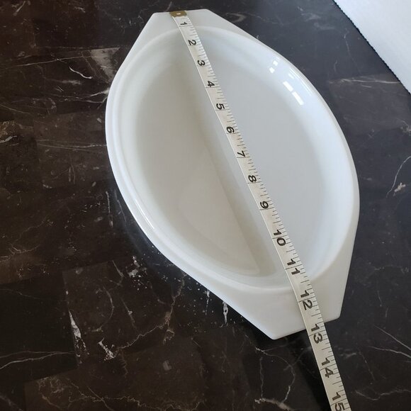 Pyrex Lid Verde Oval 2.5 QT lid - 945 C white green design. Handles - Picture 5 of 9